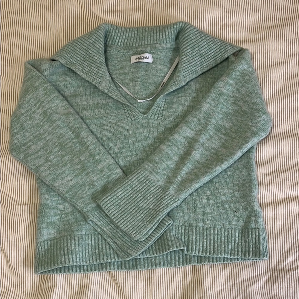 Naadam Women's Green Sweater